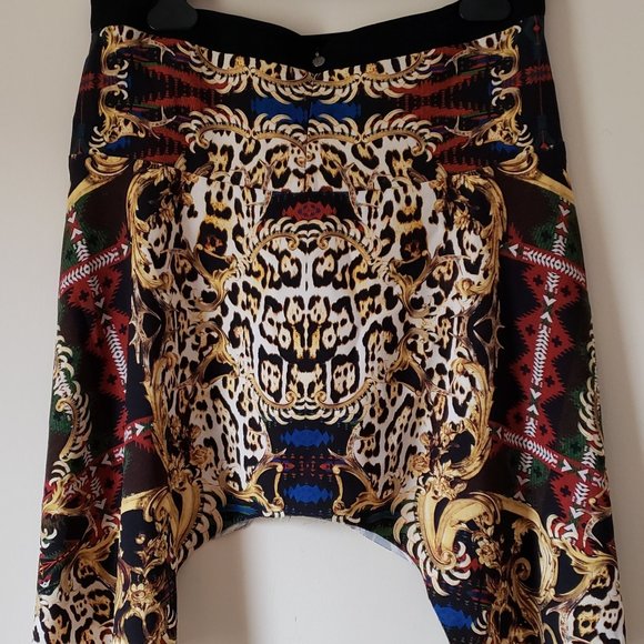 New - Patterned Just Cavalli Skirt - SIZE 40 - Picture 2 of 5